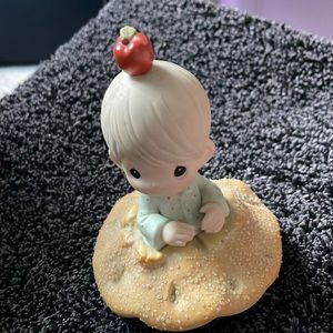 Precious Moments “you are as sweet as apple pie” figurine